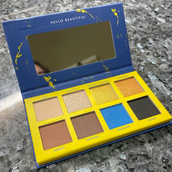 Chella Divine Purpose Eyeshadow Palette / New in Box / Boutique - Picture 9 of 11